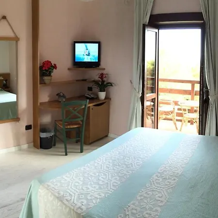 호텔 칼라 레알레