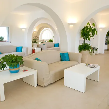 Cala Reale Hotel 3*