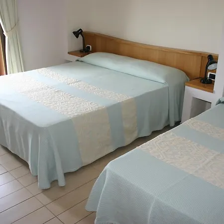 Cala Reale Hotel 3*