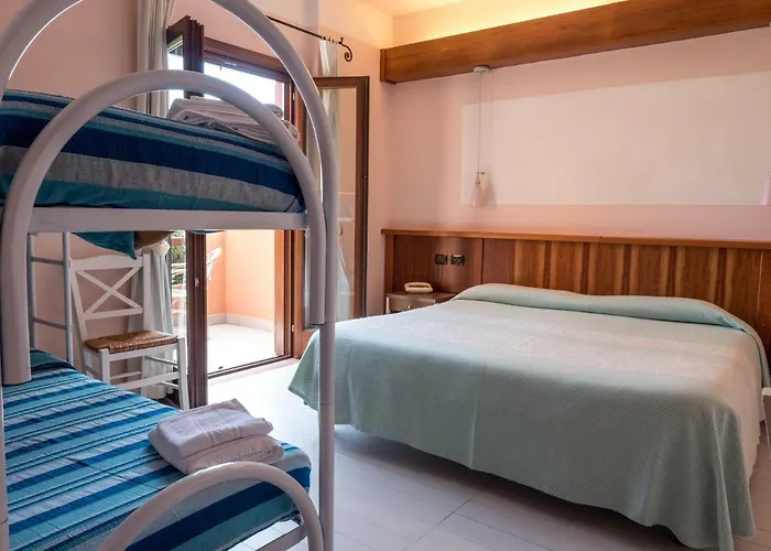 Hotel Cala Reale 3*